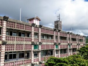 沖縄_名護市役所