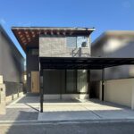 ブラックトーン_トップ